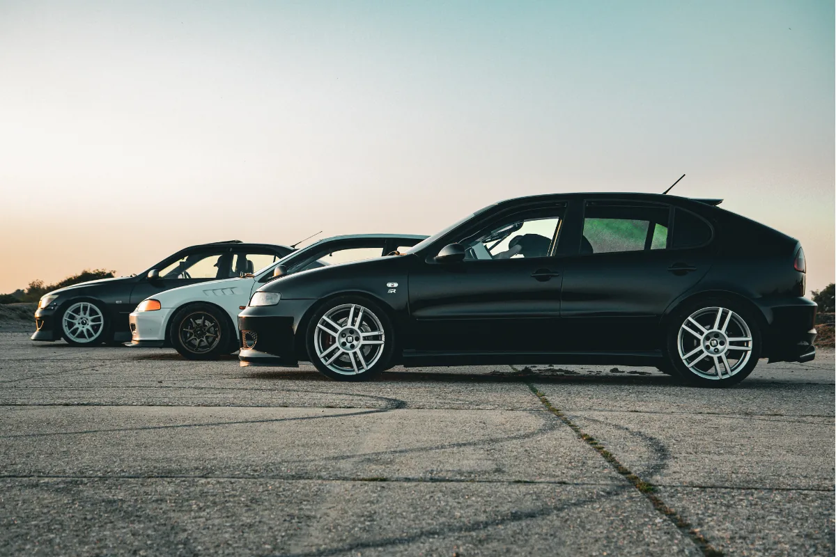 Vehicle storage service for cars needing secure temporary parking